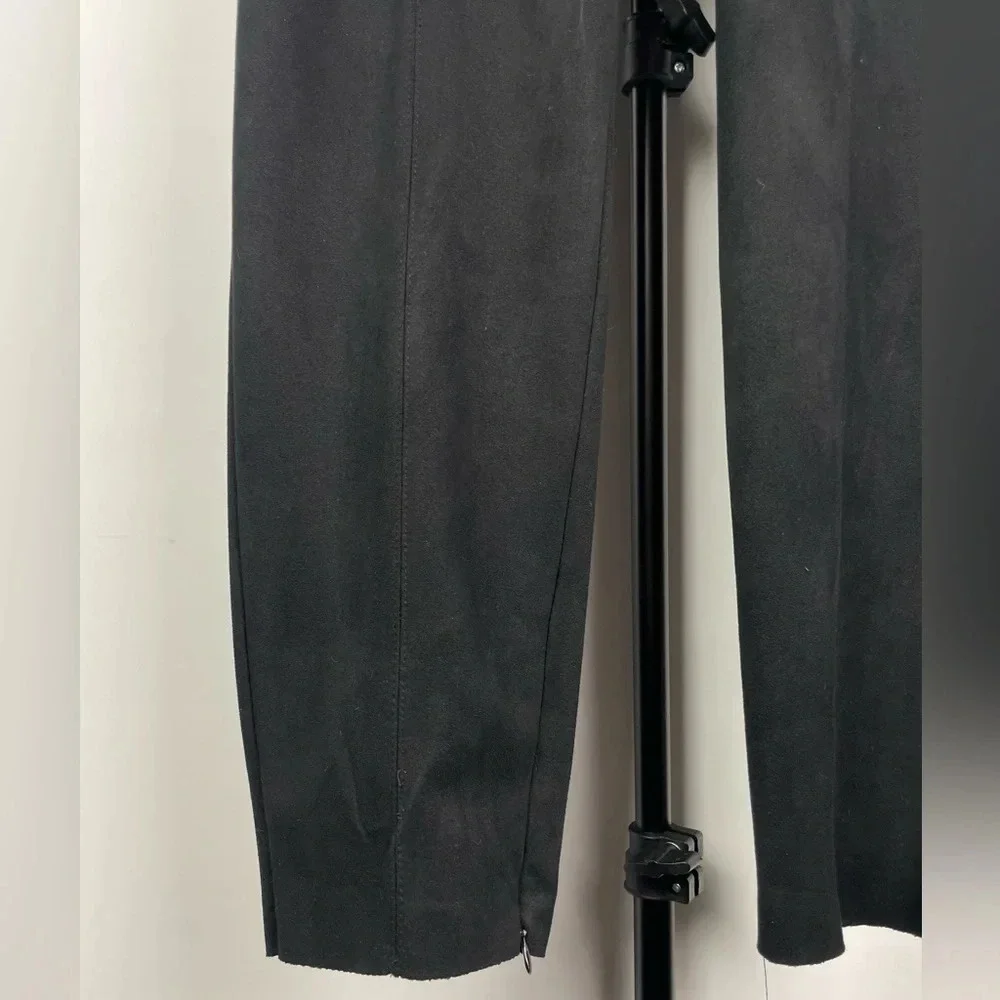 Zara basic black